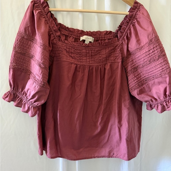 LOFT Tops - LOFT Women's Pink Smocked Top size L